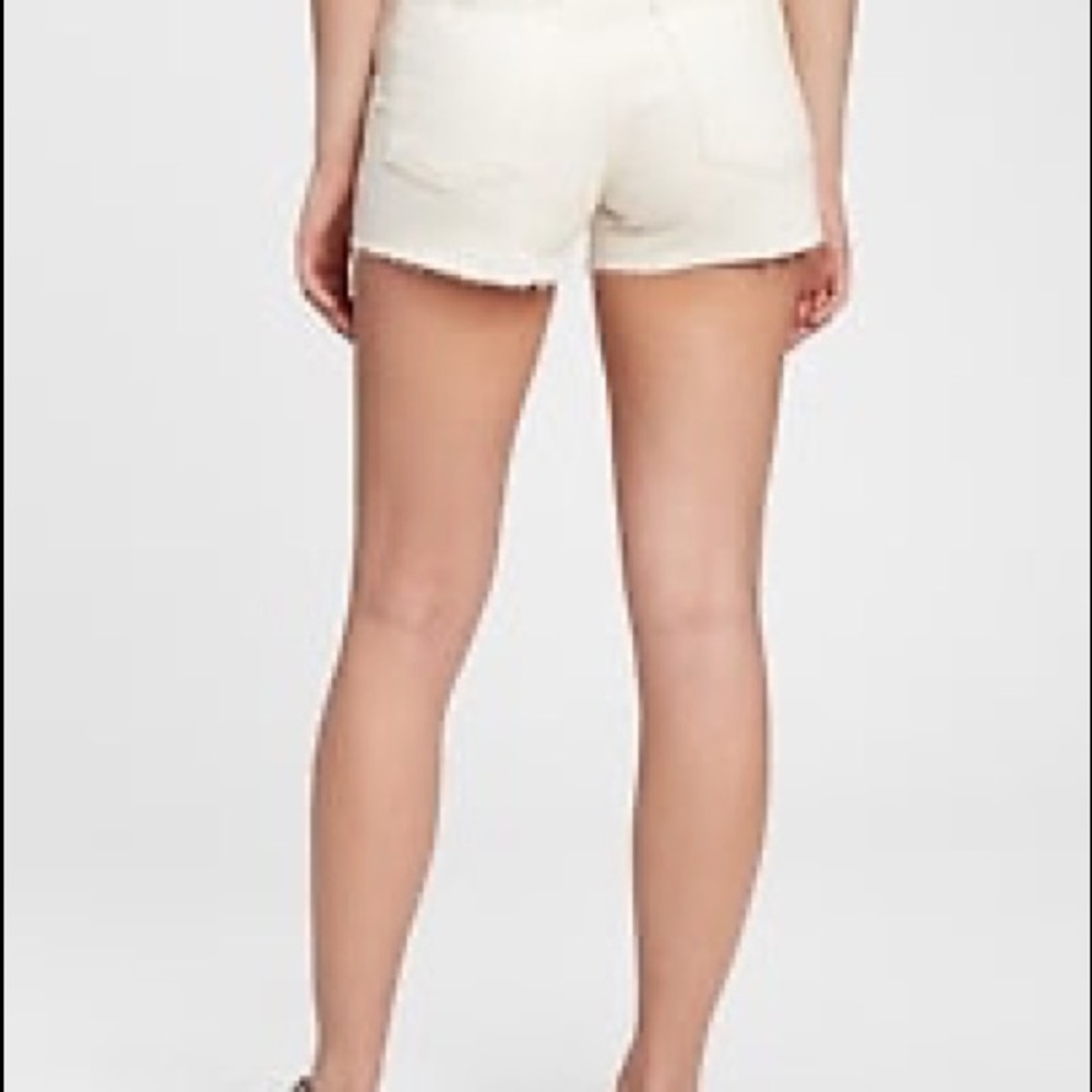 High Rise Cheeky Shorts - Picture 3 of 4
